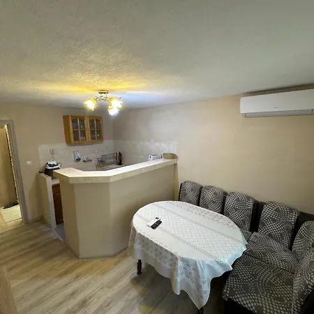 Apartment Djoki
